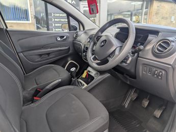 Renault Captur 0.9 TCe ENERGY Play SUV 5dr Petrol Manual Euro 6 (s/s) (90 ps)