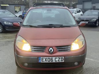 Renault Scenic 1.5 dCi Oasis MPV 5dr Diesel Manual (124 g/km, 106 bhp)