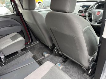 Fiat Doblo 1.6 MultiJet Lounge MPV 5dr Diesel Manual Euro 6 (95 ps)