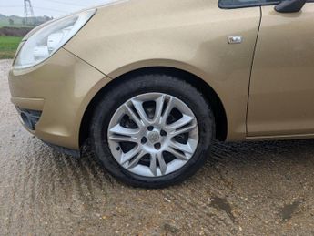 Vauxhall Corsa 1.4i 16v SE Hatchback 5dr Petrol Automatic (a/c) (138 g/km, 99 b