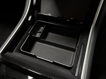 Tesla Model 3 Standard Range Plus Saloon 4dr Electric Auto RWD (241 bhp)