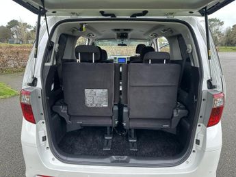 Toyota Alphard 2010 TOYOTA ALPHARD 2.4 Automatic Petrol White 5dr