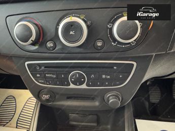 Renault Megane 1.5 dCi Dynamique Hatchback 5dr Diesel Manual Euro 4 (106 ps)