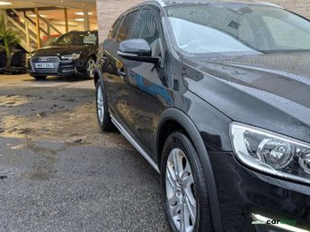 Volvo V60 Cross Country 2.4 D4 SE Nav Estate 5dr Diesel Auto AWD Euro 6 (s/s) (190 ps)