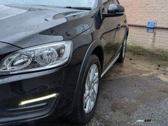 Volvo V60 Cross Country 2.4 D4 SE Nav Estate 5dr Diesel Auto AWD Euro 6 (s/s) (190 ps)
