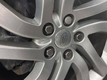 Land Rover Discovery 2.0 Si4 HSE GPF SUV 5dr Petrol Auto 4WD Euro 6 (s/s) (300 ps)