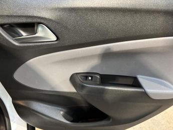 Vauxhall Crossland X 1.2 Turbo GPF Elite SUV 5dr Petrol Auto Euro 6 (s/s) (110 ps)