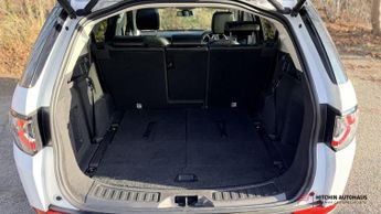 Land Rover Discovery Sport 2.0 TD4 HSE Black SUV 5dr Diesel Auto 4WD Euro 6 (s/s) (180 ps)