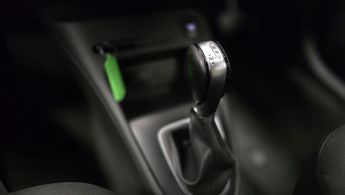 Renault Captur 1.5 dCi ENERGY Iconic SUV 5dr Diesel EDC Euro 6 (s/s) (90 ps)