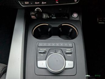 Audi A4 Avant 2.0 TFSI S line Estate 5dr Petrol S Tronic Euro 6 (s/s) (190 ps)