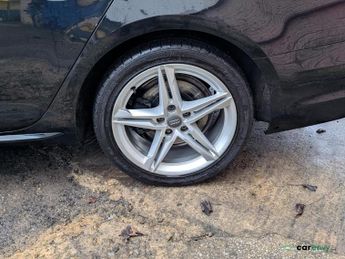 Audi A4 Avant 2.0 TFSI S line Estate 5dr Petrol S Tronic Euro 6 (s/s) (190 ps)