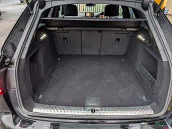 Audi A4 Avant 2.0 TFSI S line Estate 5dr Petrol S Tronic Euro 6 (s/s) (190 ps)
