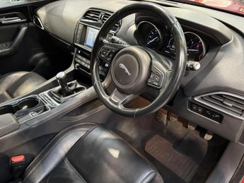 Jaguar F-PACE 2.0 D180 Prestige SUV 5dr Diesel Manual Euro 6 (s/s) (180 ps)