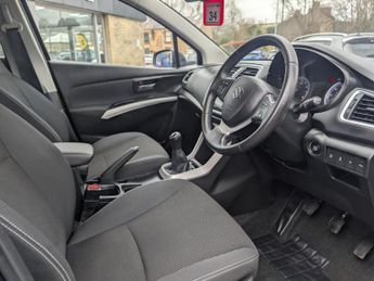 Suzuki SX4 S-Cross 1.0 Boosterjet SZ-T SUV 5dr Petrol Manual Euro 6 (111 ps)