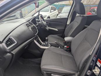 Suzuki SX4 S-Cross 1.0 Boosterjet SZ-T SUV 5dr Petrol Manual Euro 6 (111 ps)