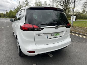 Vauxhall Zafira Tourer 1.4i Turbo SRi MPV 5dr Petrol Manual Euro 6 (140 ps)
