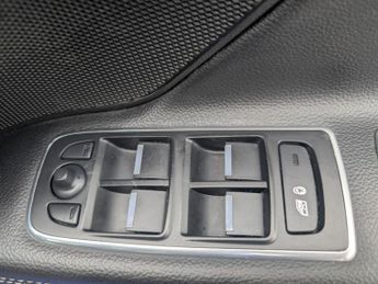 Jaguar XF 2.0d R-Sport Saloon 4dr Diesel Auto Euro 6 (s/s) (180 ps)