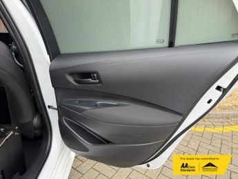 Toyota Corolla 1.8 VVT-h Car Derived Van 5dr Petrol Hybrid CVT Euro 6 (s/s) (12