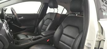 Mercedes-Benz A Class 1.5 A180d Sport (Premium) Hatchback 5dr Diesel 7G-DCT Euro 6 (s/