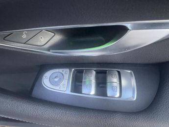 Mercedes-Benz E Class 2.0 E220d AMG Line Coupe 2dr Diesel G-Tronic+ Euro 6 (s/s) (194 