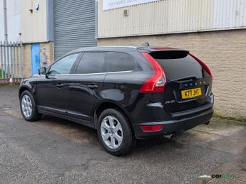 Volvo XC60 2.4 D5 SE Lux SUV 5dr Diesel Geartronic AWD Euro 4 (205 ps)