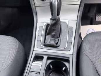Volkswagen Golf 1.6 TDI BlueMotion Tech Match Edition Hatchback 5dr Diesel DSG E