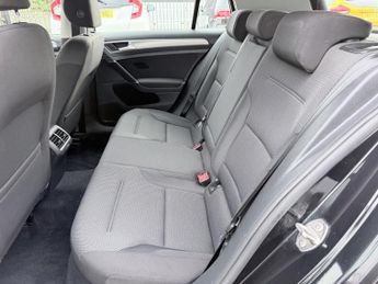 Volkswagen Golf 1.6 TDI BlueMotion Tech Match Edition Hatchback 5dr Diesel DSG E