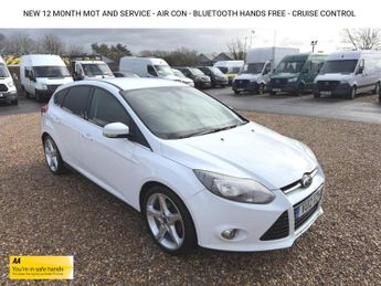 Ford Focus 1.6 TDCi Titanium Hatchback 5dr Diesel Manual Euro 5 (s/s) (115 