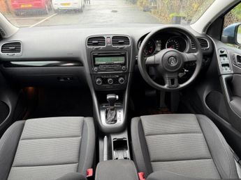 Volkswagen Golf 1.6 TDI SE DSG Euro 5 5dr
