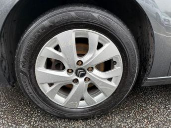 Volkswagen Golf 1.6 TDI SE DSG Euro 5 5dr