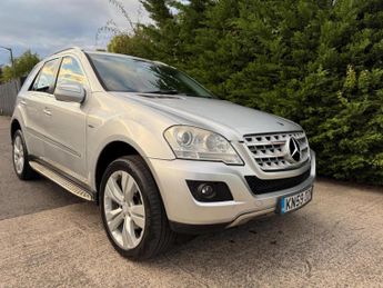 Mercedes M Class 3.0 ML350 CDI V6 BlueEfficiency Sport Tiptronic 4WD Euro 4 5dr