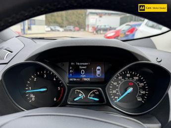 Ford Kuga 1.5 TDCi Zetec SUV 5dr Diesel Powershift Euro 6 (s/s) (120 ps)