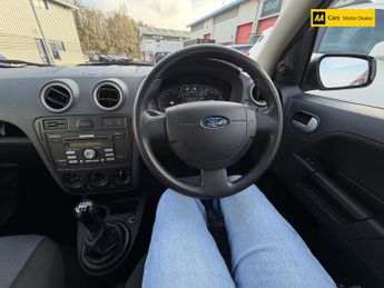 Ford Fusion 1.4 Style + Hatchback 5dr Petrol Manual (154 g/km, 79 bhp)