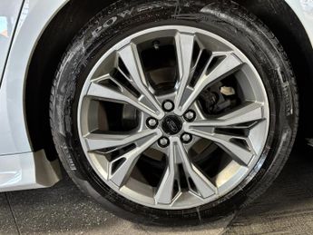 Ford Mondeo 2.0 TDCi ST-Line Hatchback 5dr Diesel Powershift Euro 6 (s/s) (1