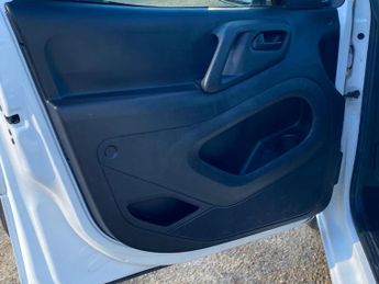 Peugeot Partner 1.6 BlueHDi 854 Professional Panel Van 5dr Diesel Manual L1 (112