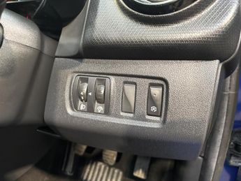 Renault Clio 0.9 TCe GT Line Hatchback 5dr Petrol Manual Euro 6 (s/s) (90 ps)