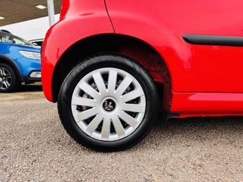 Peugeot 107 1.0 12V Active Hatchback 5dr Petrol 2 Tronic Euro 5 (68 ps)