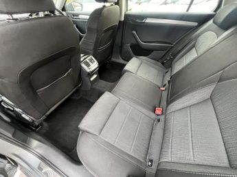 Skoda Superb 1.4 TSI ACT SE Estate 5dr Petrol DSG Euro 6 (s/s) (150 ps)
