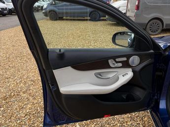 Mercedes-Benz C Class 2.0 C350e 6.4kWh Sport (Premium Plus) Estate 5dr Petrol Plug-in 