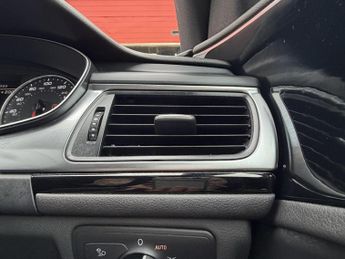 Audi A6 Saloon 2.0 TDI Black Edition Saloon 4dr Diesel Multitronic Euro 5 (s/s)