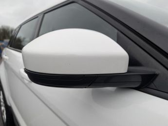 Land Rover Range Rover Evoque 2.0 eD4 SE SUV 5dr Diesel Manual FWD Euro 6 (s/s) (150 ps)