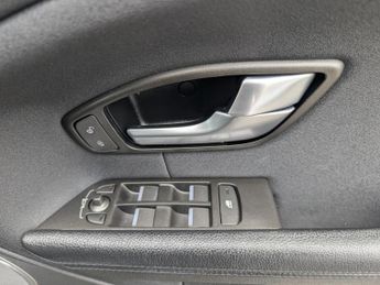 Land Rover Range Rover Evoque 2.0 eD4 SE SUV 5dr Diesel Manual FWD Euro 6 (s/s) (150 ps)