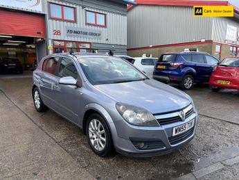 Vauxhall Astra 1.9 CDTi 16v Design Hatchback 5dr Diesel Manual (157 g/km, 118 b
