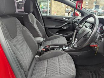 Vauxhall Astra 1.6 CDTi BlueInjection SRi Hatchback 5dr Diesel Auto Euro 6 (136