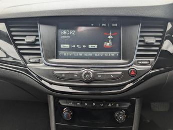 Vauxhall Astra 1.6 CDTi BlueInjection SRi Hatchback 5dr Diesel Auto Euro 6 (136