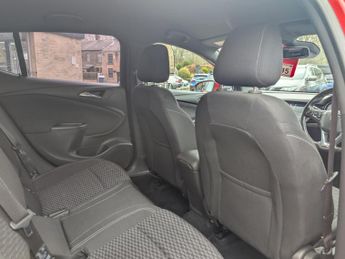 Vauxhall Astra 1.6 CDTi BlueInjection SRi Hatchback 5dr Diesel Auto Euro 6 (136