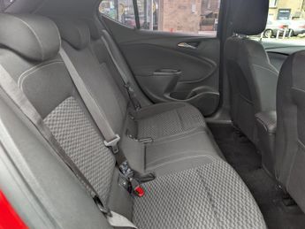 Vauxhall Astra 1.6 CDTi BlueInjection SRi Hatchback 5dr Diesel Auto Euro 6 (136