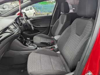 Vauxhall Astra 1.6 CDTi BlueInjection SRi Hatchback 5dr Diesel Auto Euro 6 (136