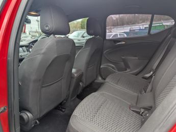 Vauxhall Astra 1.6 CDTi BlueInjection SRi Hatchback 5dr Diesel Auto Euro 6 (136