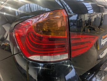 BMW X1 2.0 18d xLine SUV 5dr Diesel Manual xDrive Euro 5 (s/s) (143 ps)